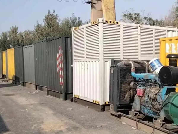 武胜200KW柴油发电机机组每小时油耗是多少？